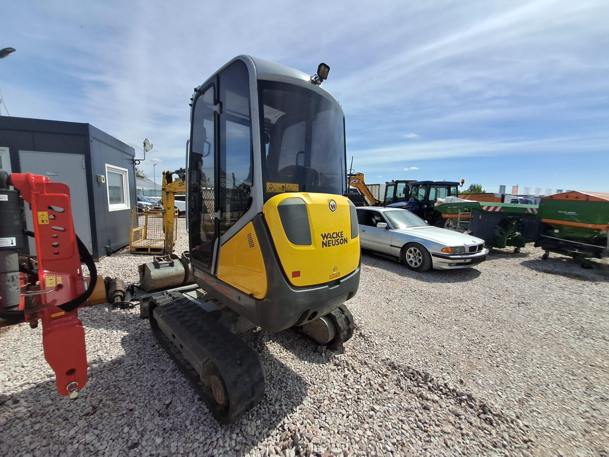 Minikoparka WACKER NEUSON ET24 - 2022 - 2,7t - 13,8kW - Świder - Mini escavadeira: foto 3 Minikoparka WACKER NEUSON ET24 - 2022 - 2,7t - 13,8kW - Świder - Mini escavadeira: foto 3