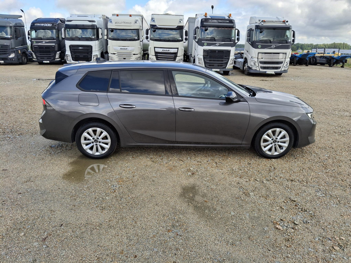 OPEL ASTRA SPORTS TOURER KOMBI - Automóvel: foto 4 OPEL ASTRA SPORTS TOURER KOMBI - Automóvel: foto 4