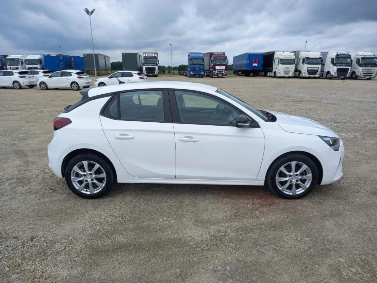 OPEL CORSA HATCHBACK - Hatchback: foto 4 OPEL CORSA HATCHBACK - Hatchback: foto 4