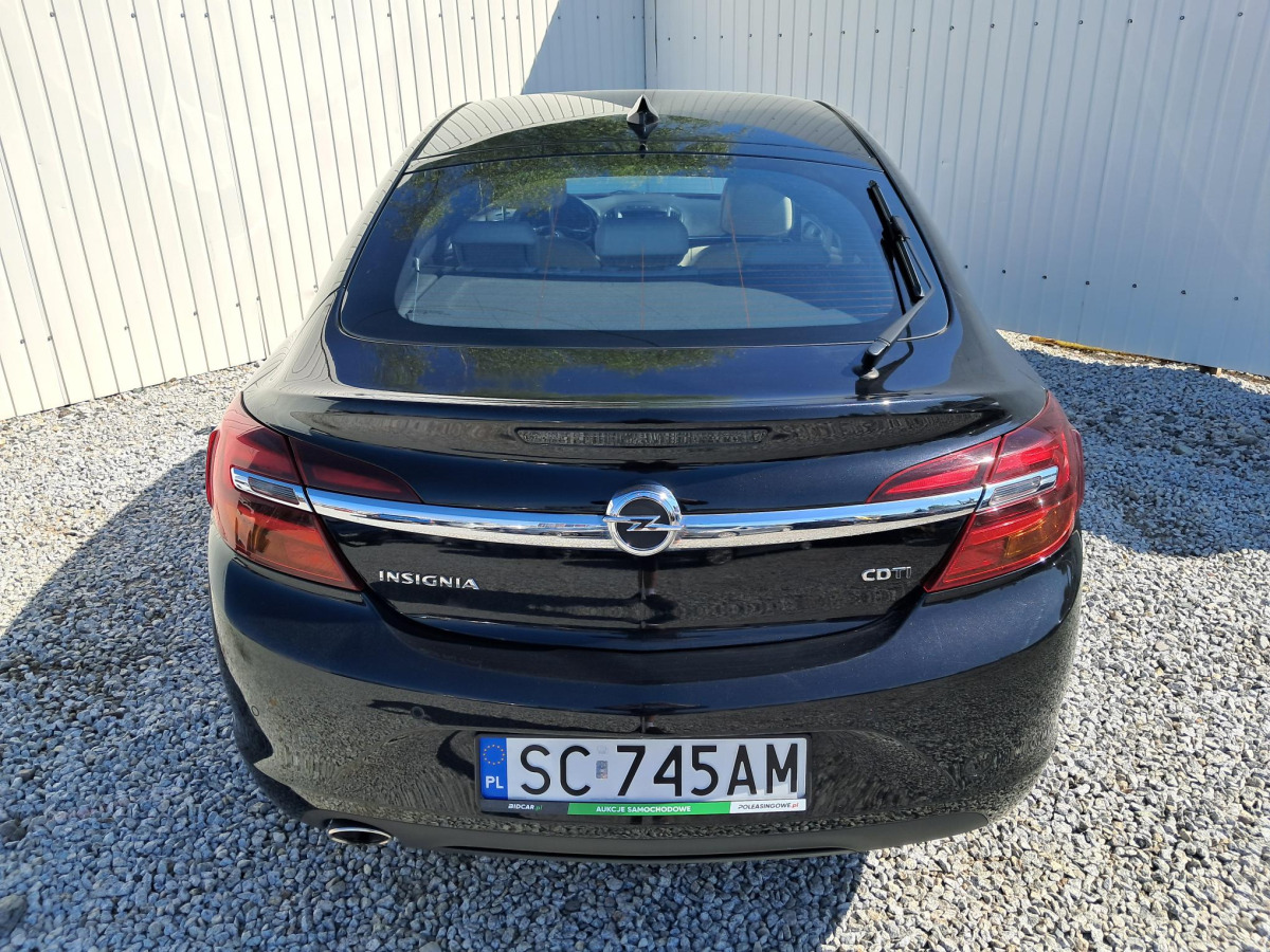 OPEL INSIGNIA HATCHBACK - Hatchback: foto 5 OPEL INSIGNIA HATCHBACK - Hatchback: foto 5