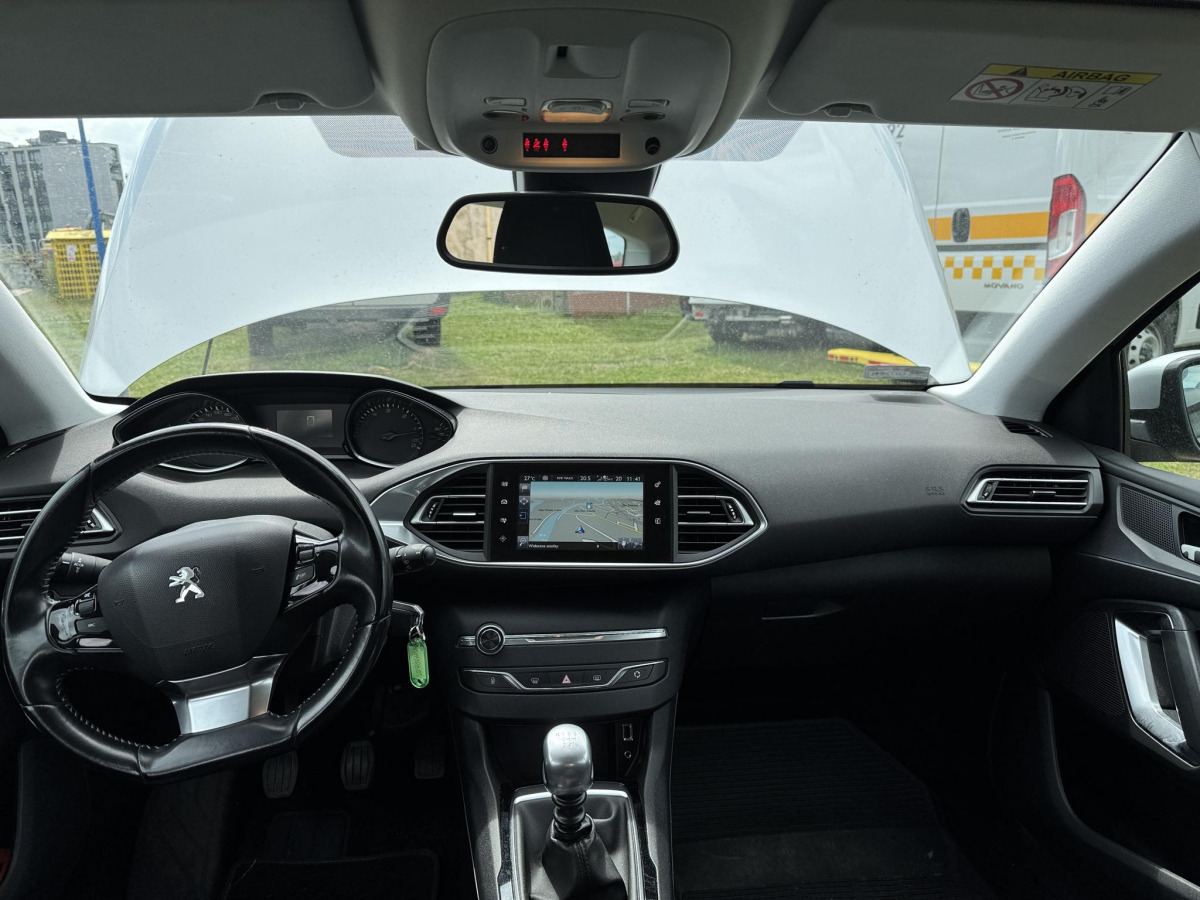 Automóvel PEUGEOT 308 KOMBI: foto 8