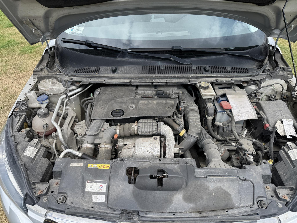 Automóvel PEUGEOT 308 KOMBI: foto 15