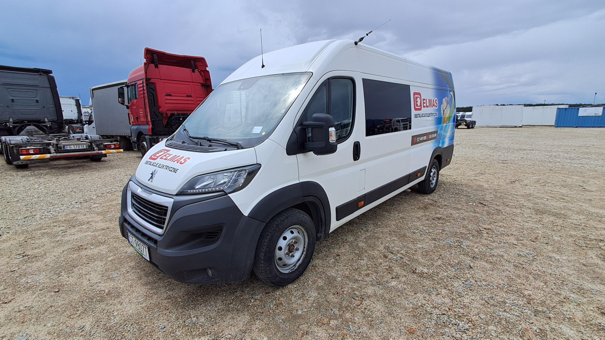 PEUGEOT BOXER BRYGADÓWKA - Carrinha cabine dupla: foto 5 PEUGEOT BOXER BRYGADÓWKA - Carrinha cabine dupla: foto 5
