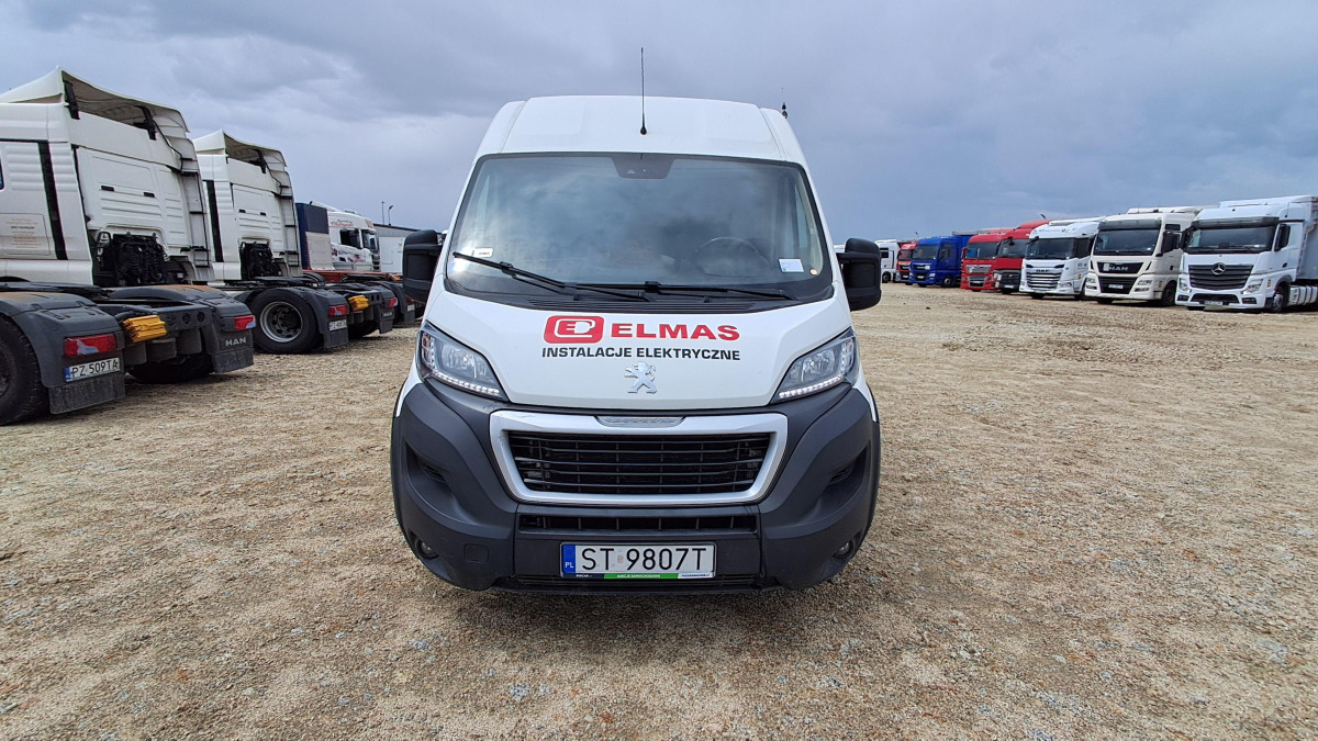 PEUGEOT BOXER BRYGADÓWKA - Carrinha cabine dupla: foto 2 PEUGEOT BOXER BRYGADÓWKA - Carrinha cabine dupla: foto 2