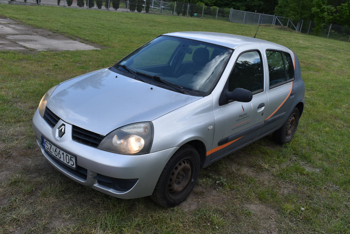 RENAULT CLIO HATCHBACK - Hatchback: foto 2 RENAULT CLIO HATCHBACK - Hatchback: foto 2