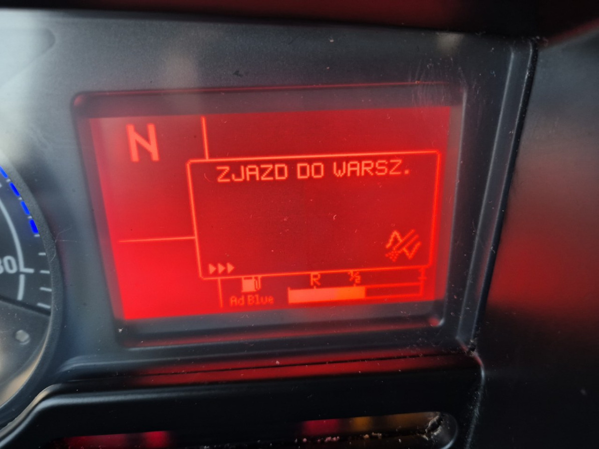 Camião frigorífico RENAULT D16 CHŁODNIA: foto 36