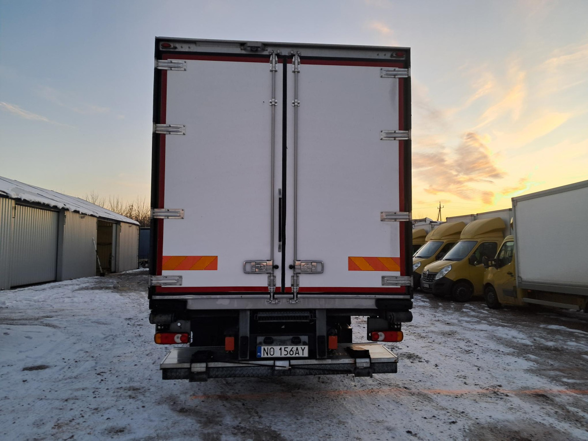 RENAULT PREMIUM CHŁODNIA Z AGREGATEM - Camião frigorífico: foto 4 RENAULT PREMIUM CHŁODNIA Z AGREGATEM - Camião frigorífico: foto 4