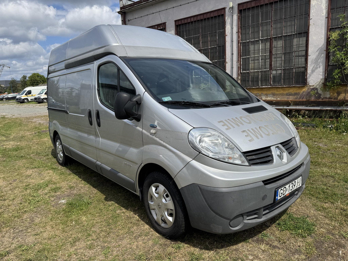 RENAULT TRAFIC FURGON BLASZAK - Furgão: foto 1 RENAULT TRAFIC FURGON BLASZAK - Furgão: foto 1
