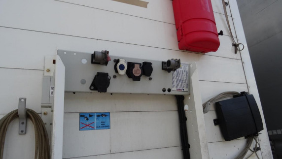 SCHMITZ CARGOBULL FIRANA - Reboque de lona: foto 4 SCHMITZ CARGOBULL FIRANA - Reboque de lona: foto 4