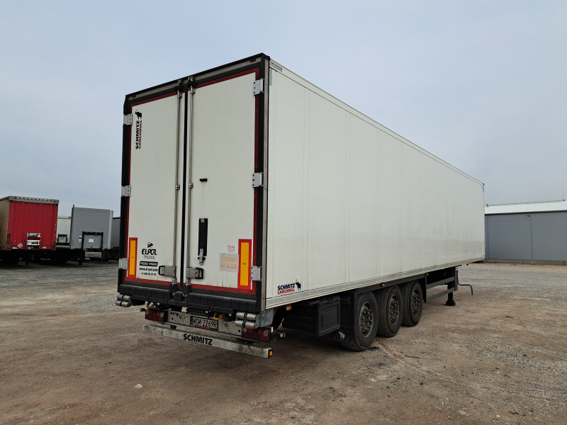 SCHMITZ CARGOBULL SCB*S3B CHŁODNIA - Reboque frigorífico: foto 4 SCHMITZ CARGOBULL SCB*S3B CHŁODNIA - Reboque frigorífico: foto 4