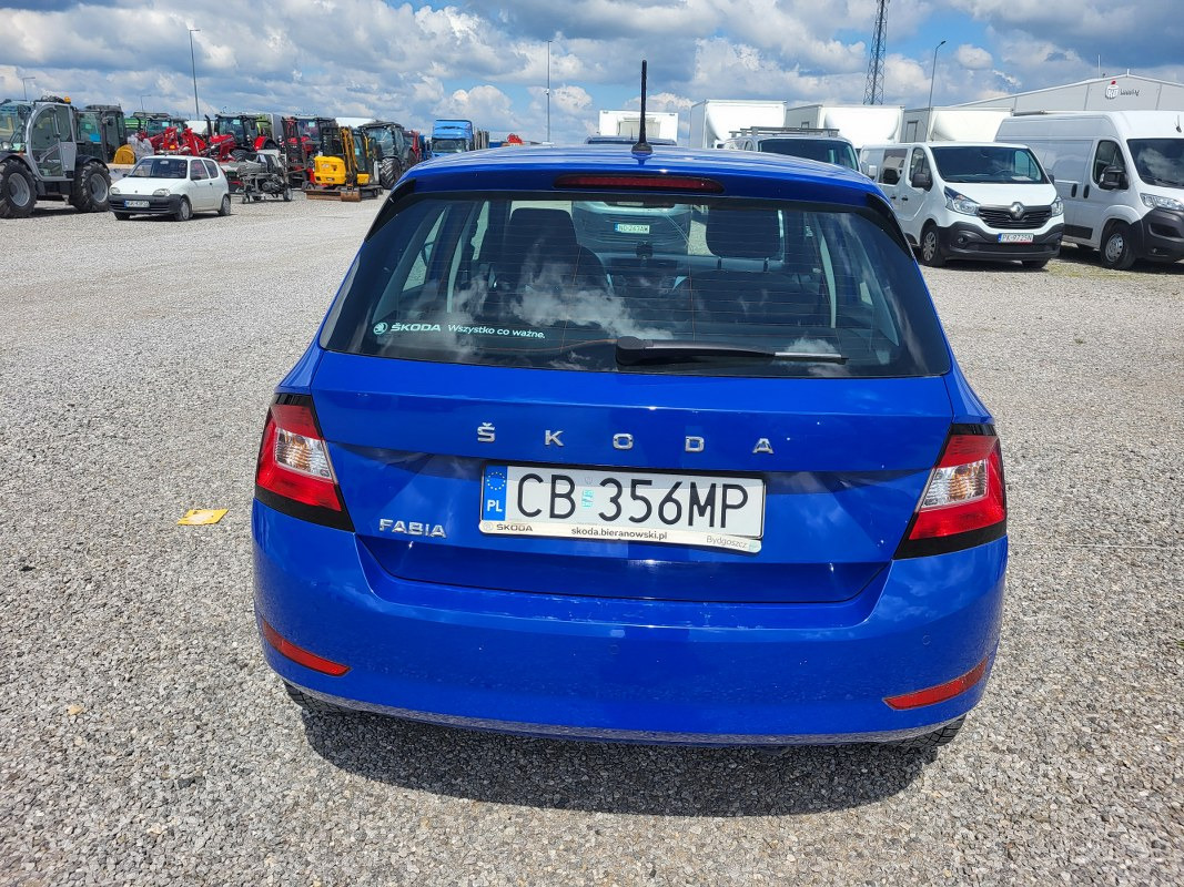 SKODA FABIA HATCHBACK - Hatchback: foto 5 SKODA FABIA HATCHBACK - Hatchback: foto 5