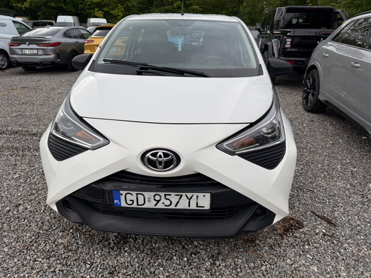 TOYOTA AYGO VVT-I 5H/B MT5 HATCHBACK - BRAK KLUCZYKÓW - Hatchback: foto 2 TOYOTA AYGO VVT-I 5H/B MT5 HATCHBACK - BRAK KLUCZYKÓW - Hatchback: foto 2