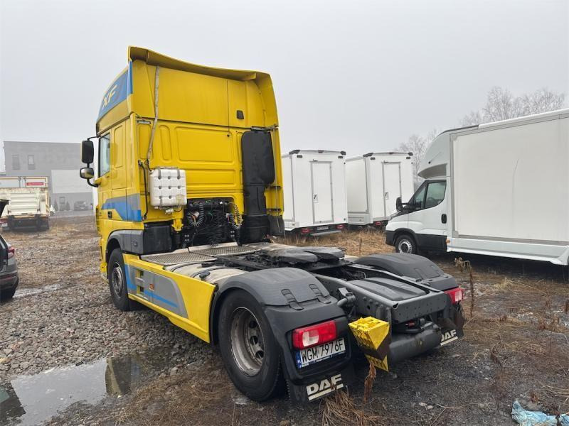 DAF XF CIĄGNIK SIODŁOWY - Tractor: foto 4 DAF XF CIĄGNIK SIODŁOWY - Tractor: foto 4