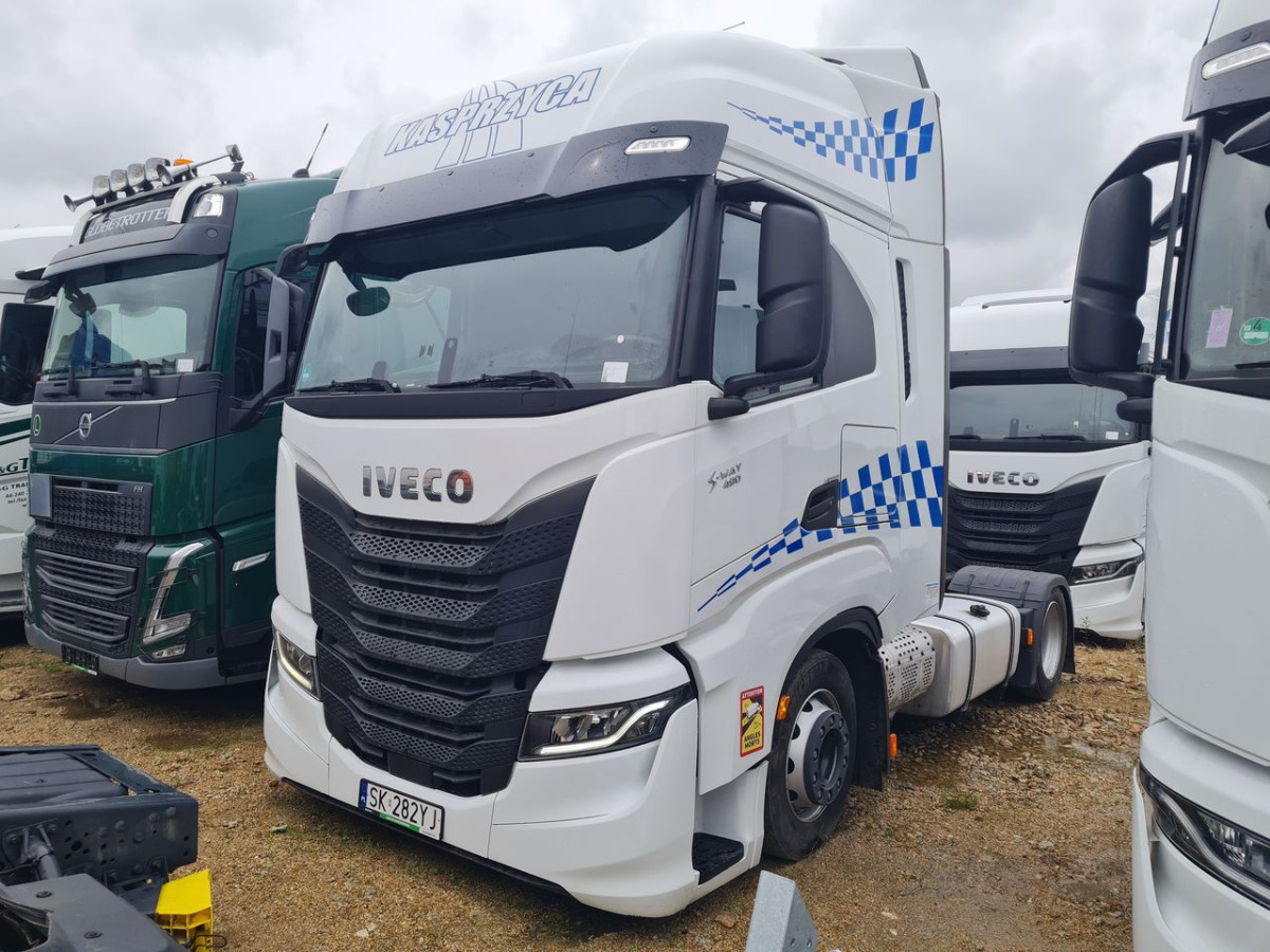 IVECO AS440ST/FP LT CIĄGNIK SIODŁOWY - Tractor: foto 2 IVECO AS440ST/FP LT CIĄGNIK SIODŁOWY - Tractor: foto 2