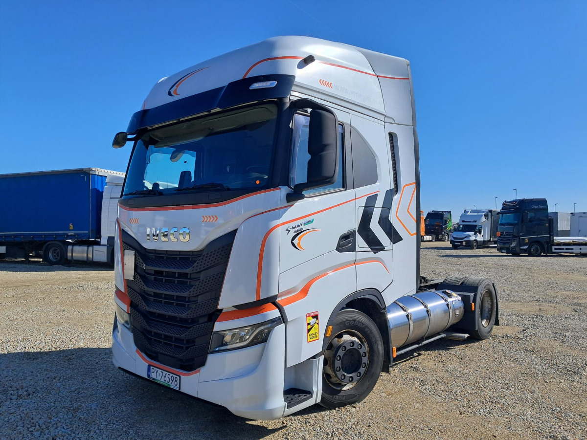 IVECO AS440ST/FP LT LNG CIĄGNIK SIODŁOWY - Tractor: foto 3 IVECO AS440ST/FP LT LNG CIĄGNIK SIODŁOWY - Tractor: foto 3