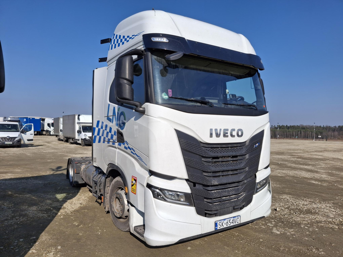 IVECO AS440ST/FP LT LNG CIĄGNIK SIODŁOWY - Tractor: foto 1 IVECO AS440ST/FP LT LNG CIĄGNIK SIODŁOWY - Tractor: foto 1