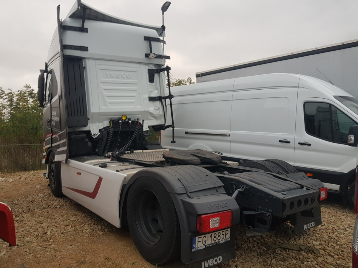IVECO S-WAY CIĄGNIK SIODŁOWY - Tractor: foto 3 IVECO S-WAY CIĄGNIK SIODŁOWY - Tractor: foto 3