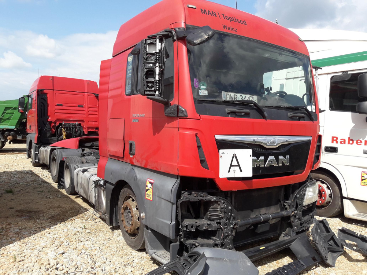 MAN TGX CIĄGNIK SIODŁOWY - Tractor: foto 1 MAN TGX CIĄGNIK SIODŁOWY - Tractor: foto 1