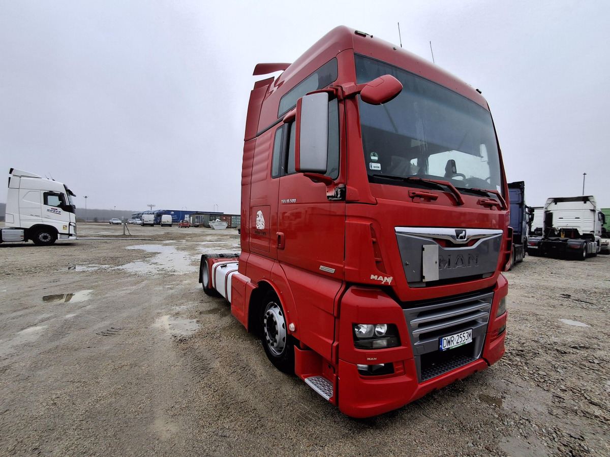MAN TGX CIĄGNIK SIODŁOWY - Tractor: foto 1 MAN TGX CIĄGNIK SIODŁOWY - Tractor: foto 1
