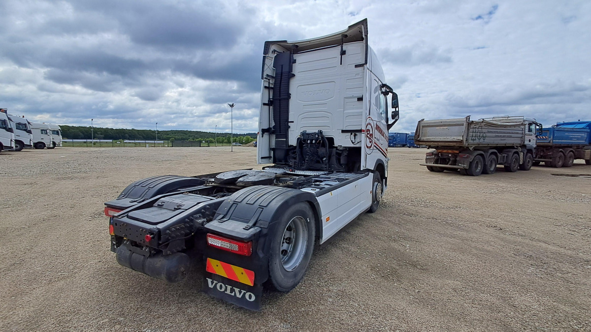 VOLVO FH CIĄGNIK SIODŁOWY - Tractor: foto 5 VOLVO FH CIĄGNIK SIODŁOWY - Tractor: foto 5