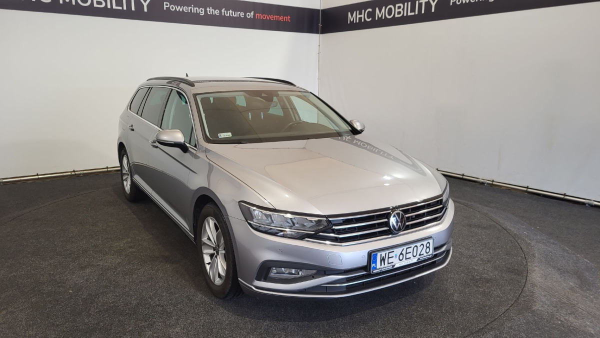 VOLKSWAGEN PASSAT KOMBI - Automóvel: foto 1 VOLKSWAGEN PASSAT KOMBI - Automóvel: foto 1