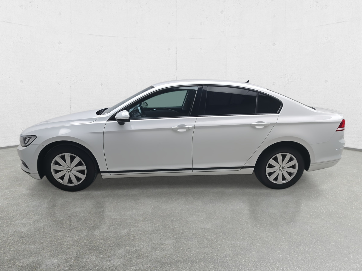 VOLKSWAGEN PASSAT SEDAN - Sedan: foto 5 VOLKSWAGEN PASSAT SEDAN - Sedan: foto 5