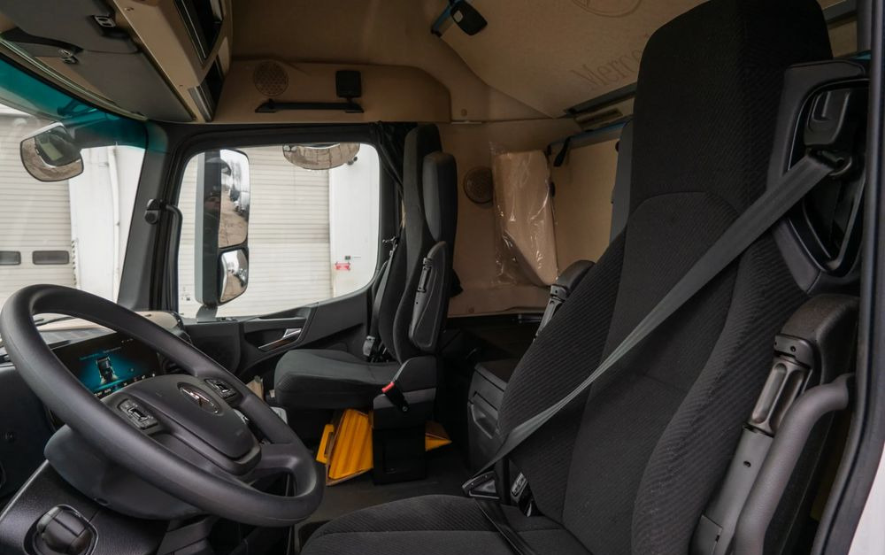 Mercedes-Benz Actros 1842 LnR z Przyczepą - Camião de lona: foto 5 Mercedes-Benz Actros 1842 LnR z Przyczepą - Camião de lona: foto 5