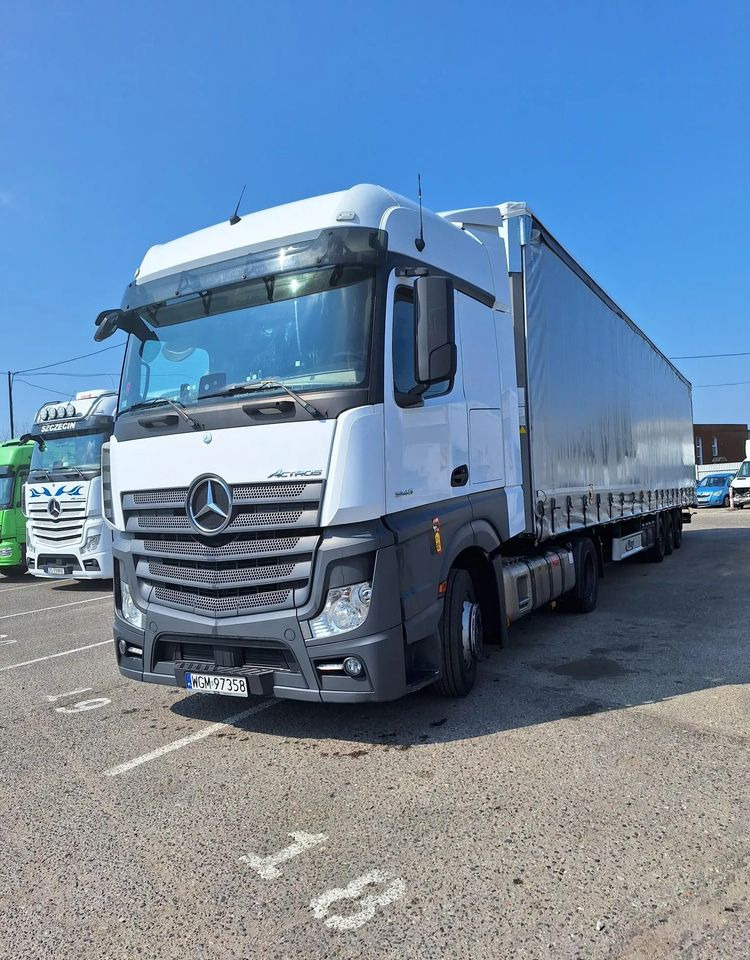 Mercedes-Benz Actros 1845 LSnRL z naczepą Fliegl - Camião de lona: foto 2 Mercedes-Benz Actros 1845 LSnRL z naczepą Fliegl - Camião de lona: foto 2