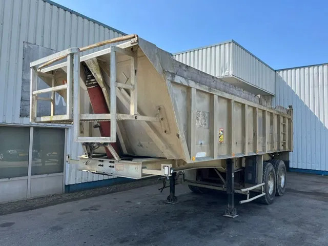 Benalu 2 Axle Alu Tipper , Spring Suspension , Drum Brakes, Fruehauf Axles - Semi-reboque basculante: foto 1 Benalu 2 Axle Alu Tipper , Spring Suspension , Drum Brakes, Fruehauf Axles - Semi-reboque basculante: foto 1