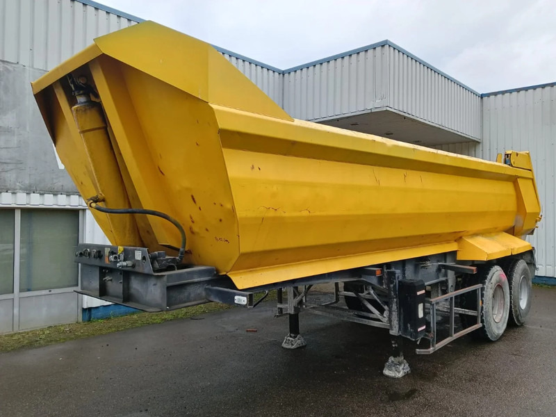 Fruehauf 2 Axle Steel Tipper , Spring Suspension , Drum Brakes - Semi-reboque basculante: foto 1 Fruehauf 2 Axle Steel Tipper , Spring Suspension , Drum Brakes - Semi-reboque basculante: foto 1