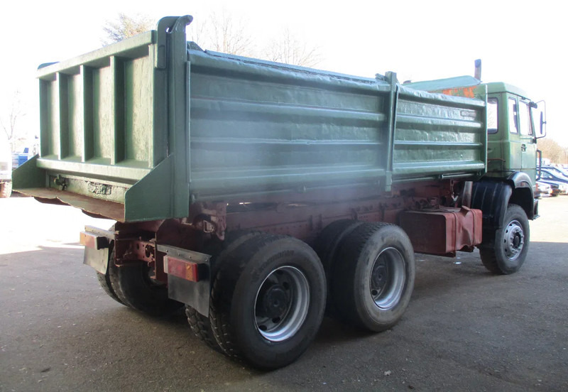 Iveco Magirus Deutz , 320 M 26 FK , V8 , ZF Manual , 3Way tipper , Spring suspension , Drum brakes - Camião basculante: foto 3 Iveco Magirus Deutz , 320 M 26 FK , V8 , ZF Manual , 3Way tipper , Spring suspension , Drum brakes - Camião basculante: foto 3