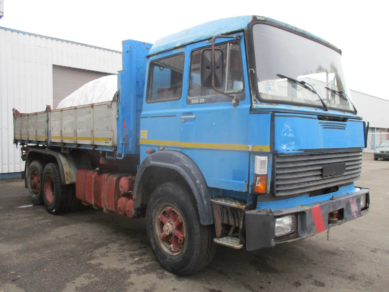 Iveco Turbostar 190-30 , Manual , V8 , 3 way tipper , Spring suspension , 6x2 - Camião basculante: foto 4 Iveco Turbostar 190-30 , Manual , V8 , 3 way tipper , Spring suspension , 6x2 - Camião basculante: foto 4