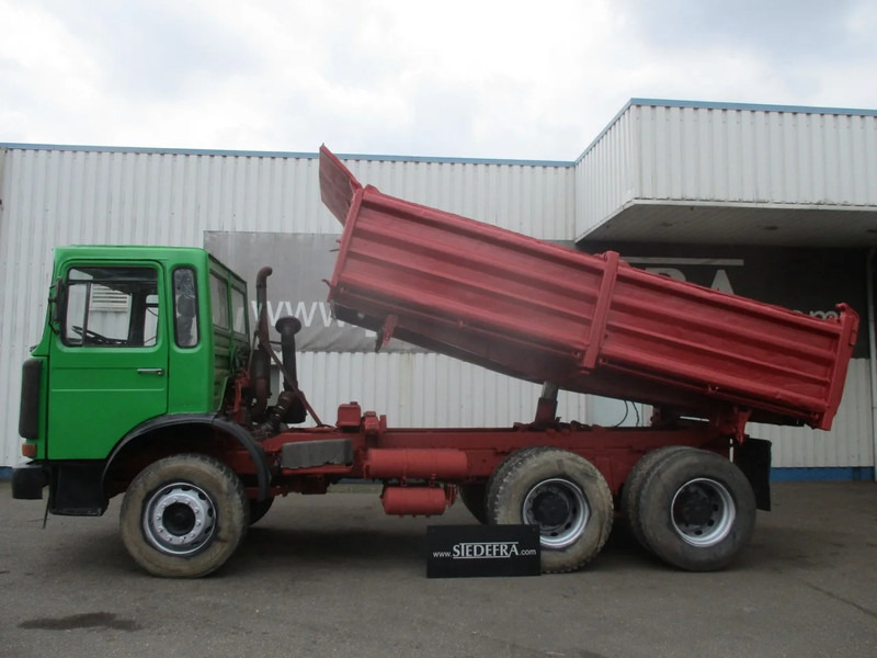 MAN 26.280 , Manual , 6x4 , 3 Way Tipper , Spring suspension - Camião basculante: foto 2 MAN 26.280 , Manual , 6x4 , 3 Way Tipper , Spring suspension - Camião basculante: foto 2