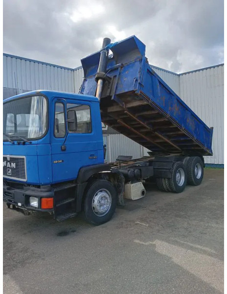 MAN F2000 , 32-322 , 6x4 , ZF Manual , Tipper , Spring Suspension - Camião basculante: foto 1 MAN F2000 , 32-322 , 6x4 , ZF Manual , Tipper , Spring Suspension - Camião basculante: foto 1