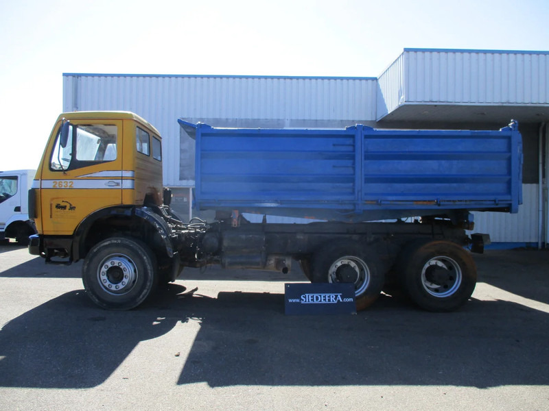 Mercedes-Benz 2632 , V10, 6x4, ZF Manual , 3 way tipper , Spring Suspension - Camião basculante: foto 2 Mercedes-Benz 2632 , V10, 6x4, ZF Manual , 3 way tipper , Spring Suspension - Camião basculante: foto 2