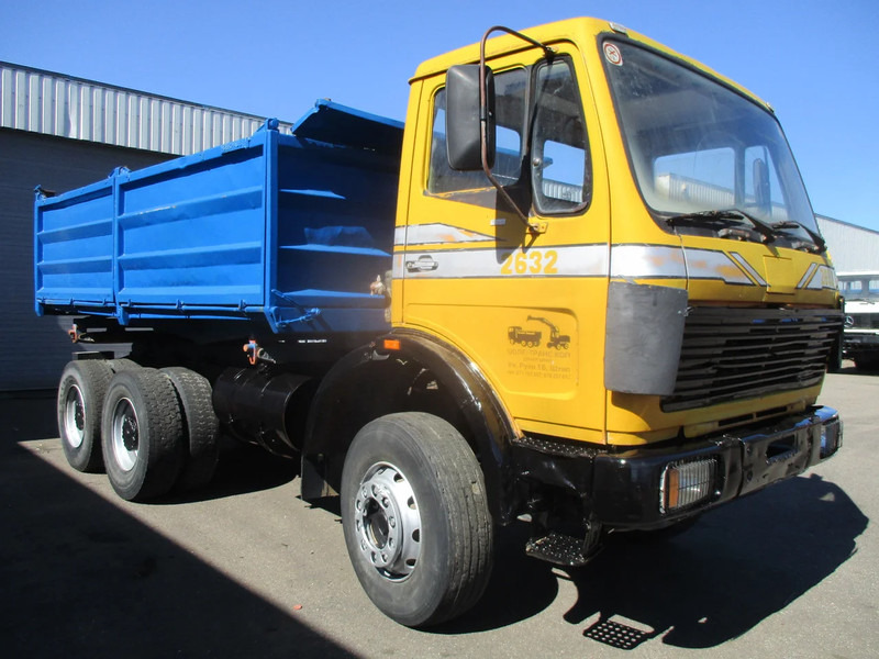 Mercedes-Benz 2632 , V10, 6x4, ZF Manual , 3 way tipper , Spring Suspension - Camião basculante: foto 4 Mercedes-Benz 2632 , V10, 6x4, ZF Manual , 3 way tipper , Spring Suspension - Camião basculante: foto 4