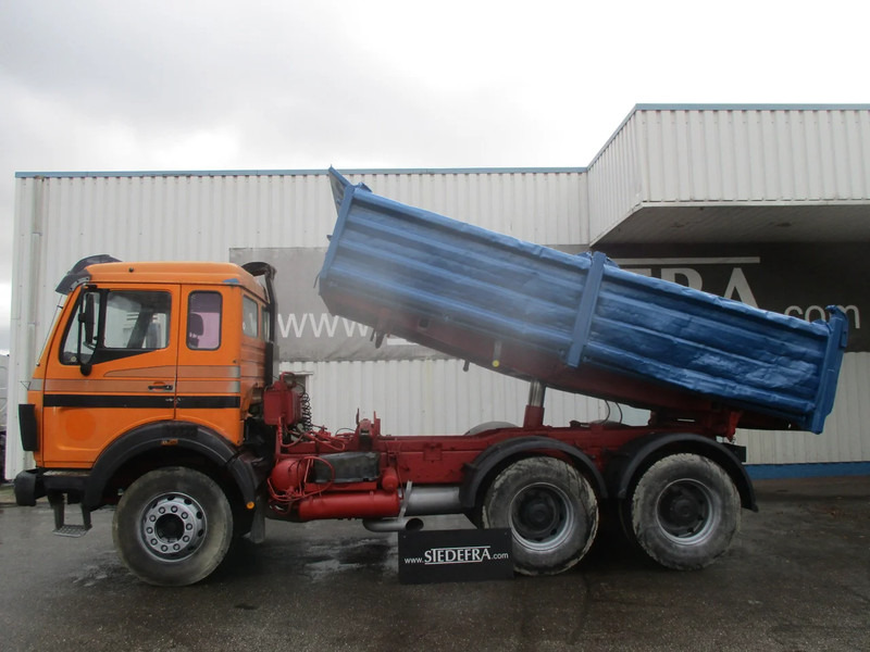Camião basculante Mercedes-Benz 2635 , V8 Bi-Turbo , 6x4, ZF Manual , 3 way tipper , Spring suspension: foto 9
