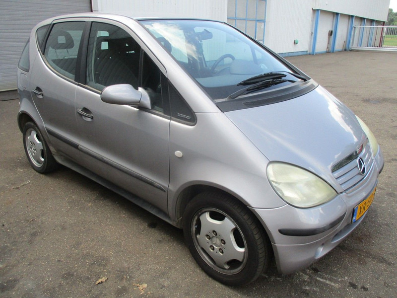Mercedes-Benz A-Klasse A160 Elegance , Manual - Hatchback: foto 4 Mercedes-Benz A-Klasse A160 Elegance , Manual - Hatchback: foto 4