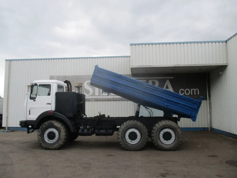 Mercedes-Benz FAP 2026 , V8 , 6X6 , ZF Manual , Spring Suspension , 3 way Tipper, Ex- - Camião basculante: foto 1 Mercedes-Benz FAP 2026 , V8 , 6X6 , ZF Manual , Spring Suspension , 3 way Tipper, Ex- - Camião basculante: foto 1
