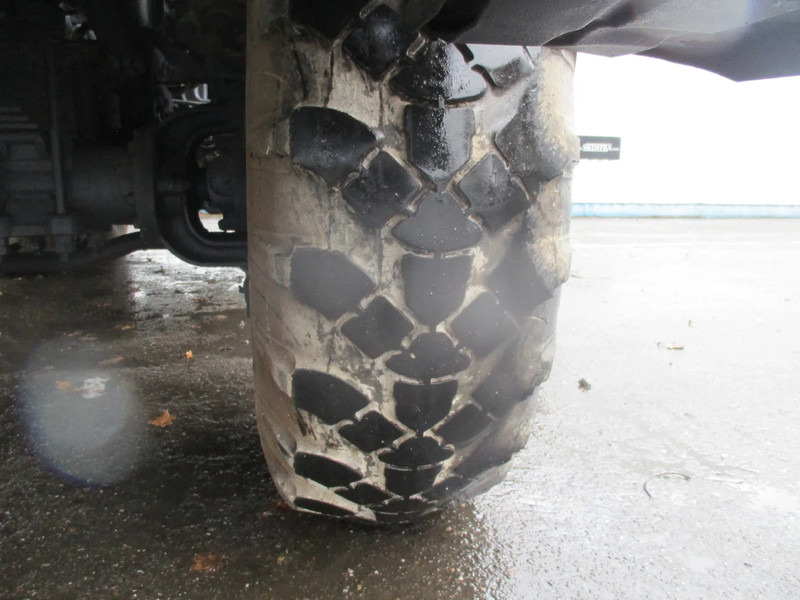 Camião basculante Mercedes-Benz FAP 2026 , V8 , 6x6 , ZF Manual , 3 Way tipper , Spring suspension, Ex: foto 15