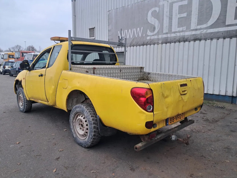 Mitsubishi L200 , 4x4 , 2.5 Di-D , NOT RUNNING !!!, FOR PARTS !!!! - Automóvel: foto 5 Mitsubishi L200 , 4x4 , 2.5 Di-D , NOT RUNNING !!!, FOR PARTS !!!! - Automóvel: foto 5
