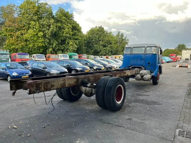 Volvo F 86 -49 S , Oldtimer for Restauration - Camião chassi: foto 3 Volvo F 86 -49 S , Oldtimer for Restauration - Camião chassi: foto 3