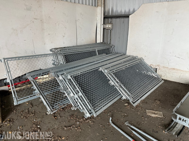 1000 Andre Swing-Up Taksikring - Equipamento de construção: foto 1 1000 Andre Swing-Up Taksikring - Equipamento de construção: foto 1