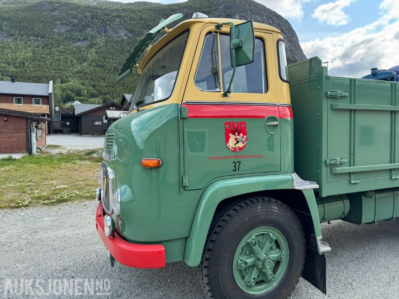 1966 Scania LBS 76 komplett sett med bil og henger selges fra bilmuseum. - Camião de caixa aberta/ Plataforma: foto 3 1966 Scania LBS 76 komplett sett med bil og henger selges fra bilmuseum. - Camião de caixa aberta/ Plataforma: foto 3