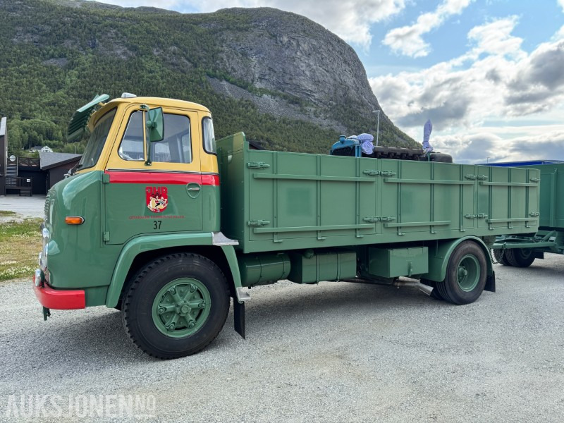 1966 Scania LBS 76 komplett sett med bil og henger selges fra bilmuseum. - Camião de caixa aberta/ Plataforma: foto 2 1966 Scania LBS 76 komplett sett med bil og henger selges fra bilmuseum. - Camião de caixa aberta/ Plataforma: foto 2