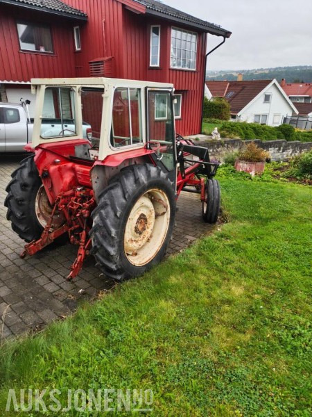 1975 International Harvester 574 - mva fri traktor rep.objekt - Trator: foto 5 1975 International Harvester 574 - mva fri traktor rep.objekt - Trator: foto 5