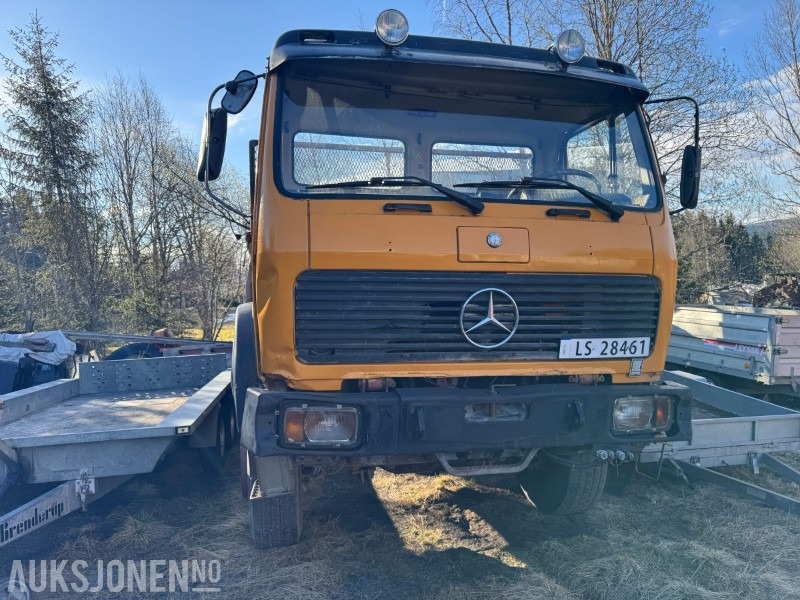 1981 Mercedes-Benz 1719 AK med tømmerkran - Camião basculante: foto 2 1981 Mercedes-Benz 1719 AK med tømmerkran - Camião basculante: foto 2