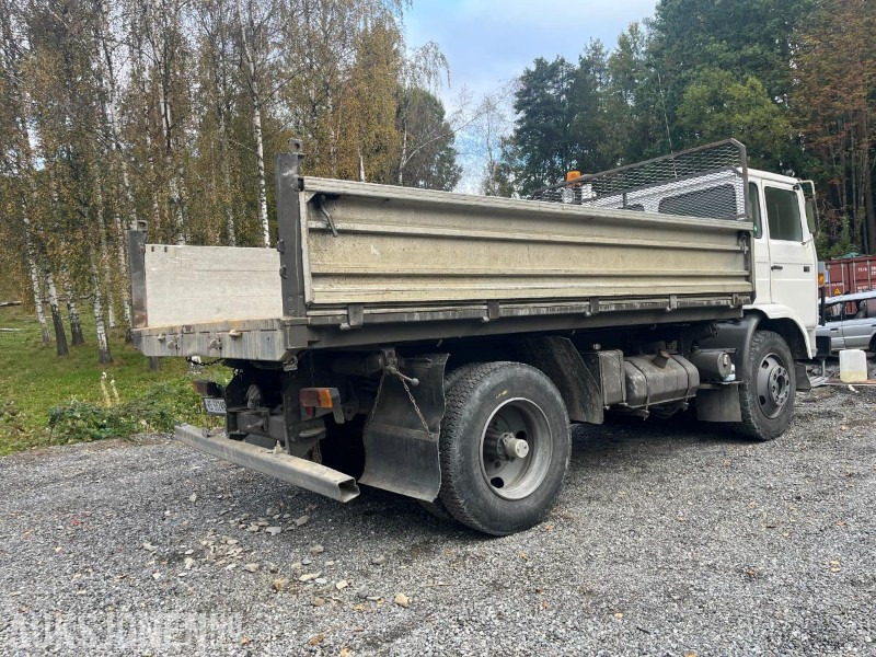 1983 Volvo F 614-4X2 TIPPBIL 143.000km MANGELLAPP - Camião basculante: foto 2 1983 Volvo F 614-4X2 TIPPBIL 143.000km MANGELLAPP - Camião basculante: foto 2