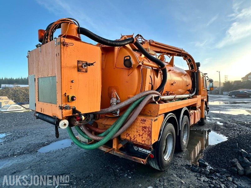 1984 Scania P112H 6X2 LSlamsuger / Sugebil – Motorredskap - Caminhão limpa fossa: foto 5 1984 Scania P112H 6X2 LSlamsuger / Sugebil – Motorredskap - Caminhão limpa fossa: foto 5