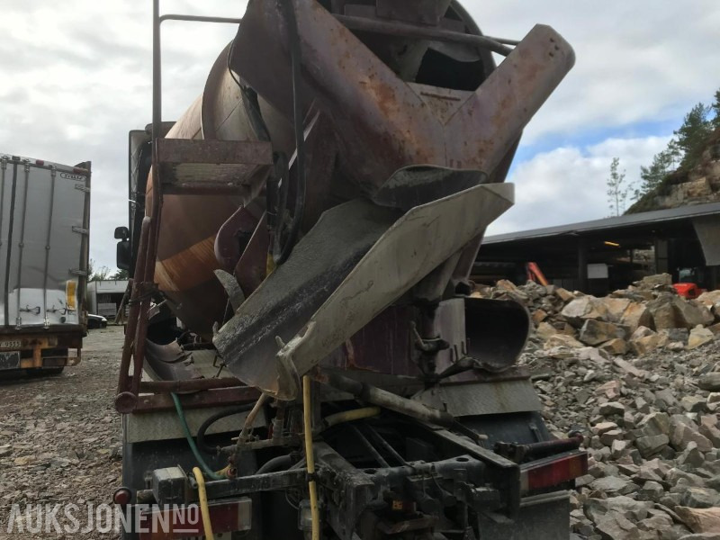 1985 Betongtrommel 6 m3 med motor - Equipamento de construção: foto 2 1985 Betongtrommel 6 m3 med motor - Equipamento de construção: foto 2